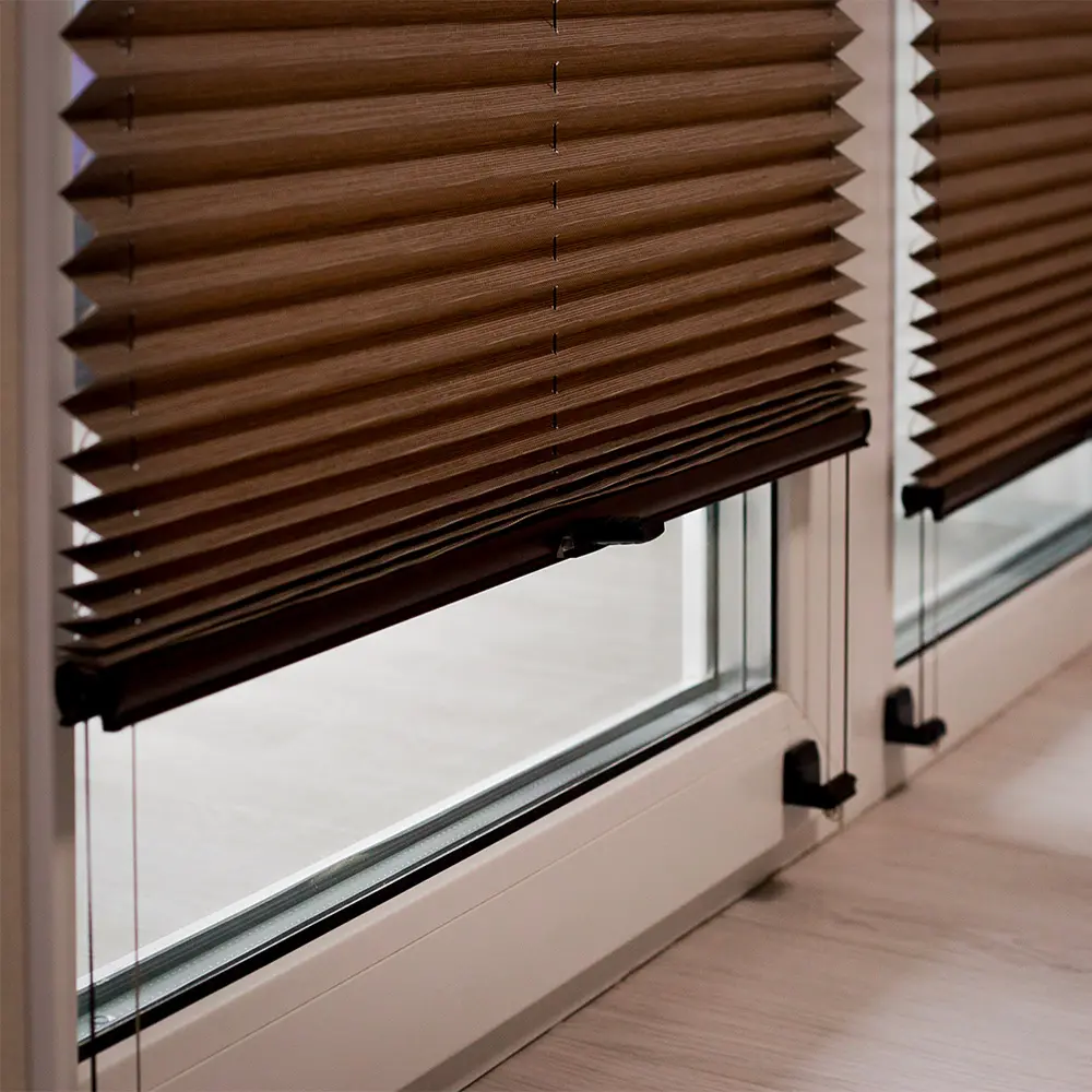 Persiana Plissada Sanlui com acionamento manual